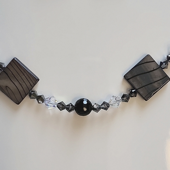 StunningvNecklace & Earring Set | Lab Created Stones w faux crystals and beads - Picture 6 of 14